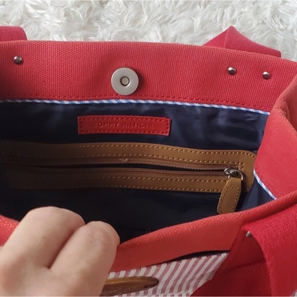 Red Striped Tommy Hilfiger mini Handbag - Picture 9 of 11